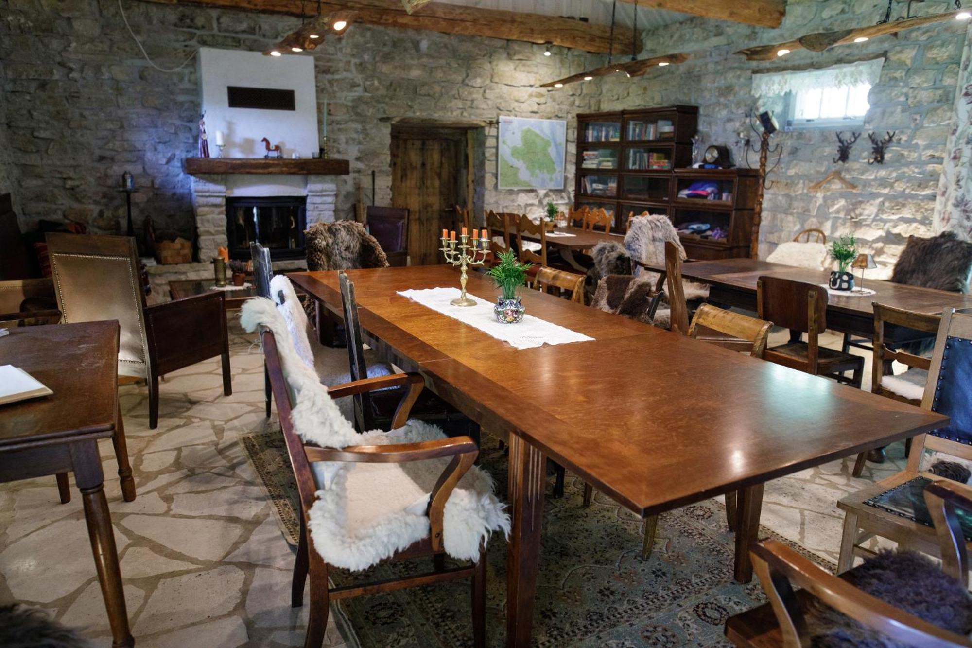 Muhu Tonise Talu Hotel Liiva  Ngoại thất bức ảnh